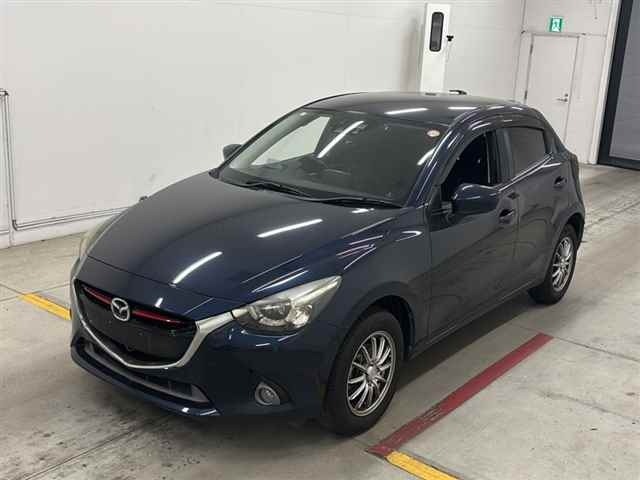Mazda DEMIO 2015 7042875-4