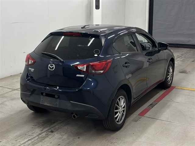 Mazda DEMIO 2015 7042875-5