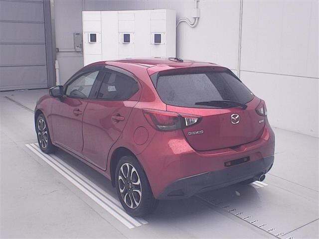 Mazda DEMIO 2014 7042911-1