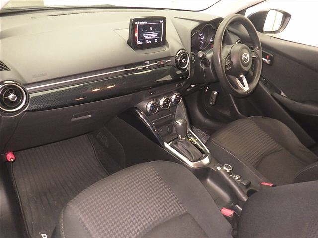 Mazda DEMIO 2017 7042916-4
