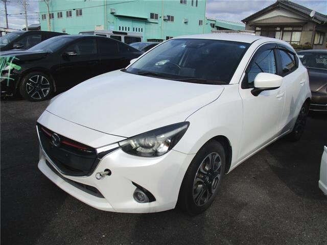 Mazda DEMIO 2014 7042940-6