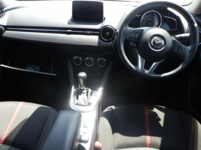 Mazda DEMIO 2016 7042980-3