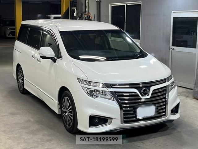 Nissan ELGRAND 2020 7044439-4