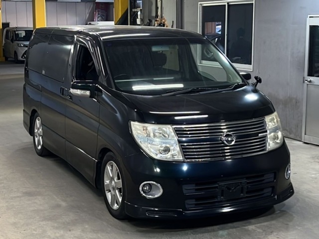 Nissan ELGRAND 2009 7044446-4