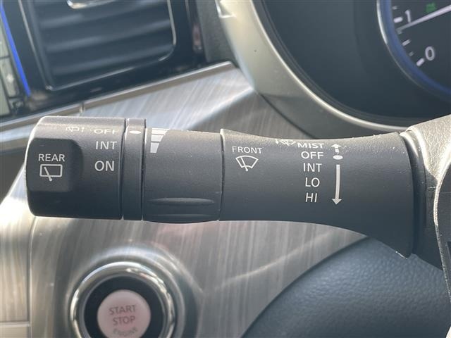 Nissan ELGRAND 2014 7044447-10