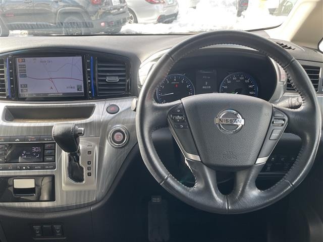 Nissan ELGRAND 2014 7044447-16