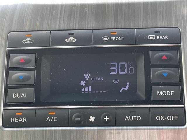 Nissan ELGRAND 2014 7044447-3