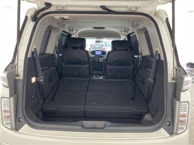 Nissan ELGRAND 2017 7044473-11