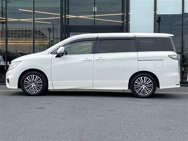 Nissan ELGRAND 2018 7044475-23