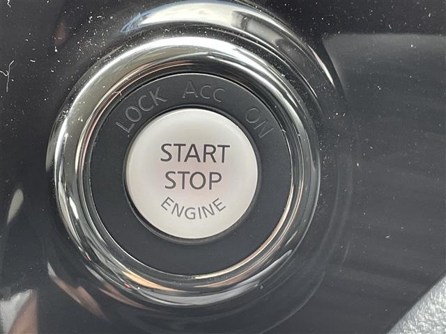 Nissan ELGRAND 2018 7044475-7