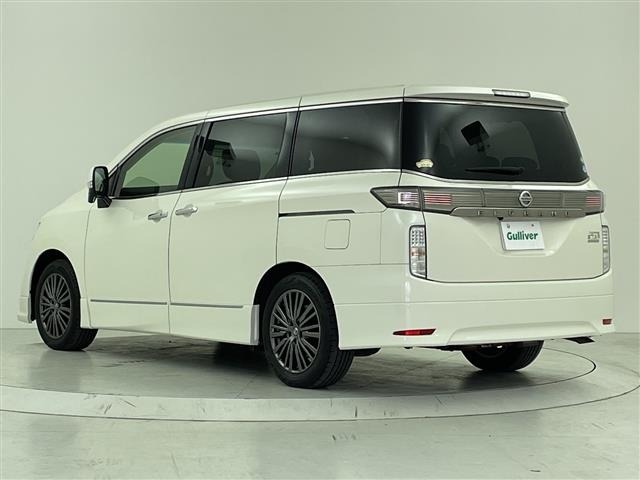 Nissan ELGRAND 2017 7044495-13