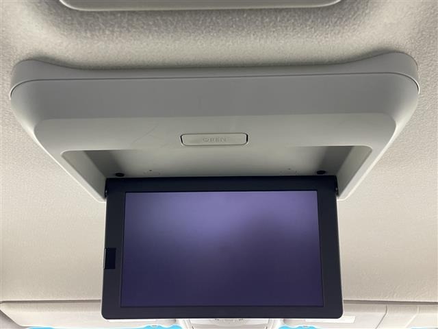 Nissan ELGRAND 2017 7044495-17