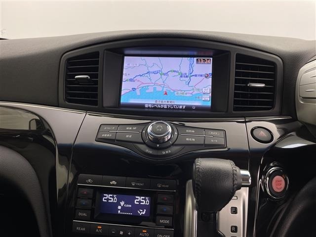 Nissan ELGRAND 2019 7044496-10