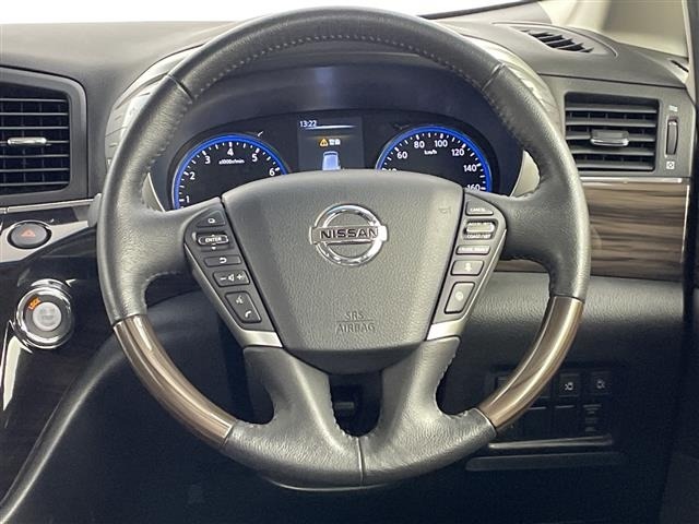 Nissan ELGRAND 2019 7044496-18