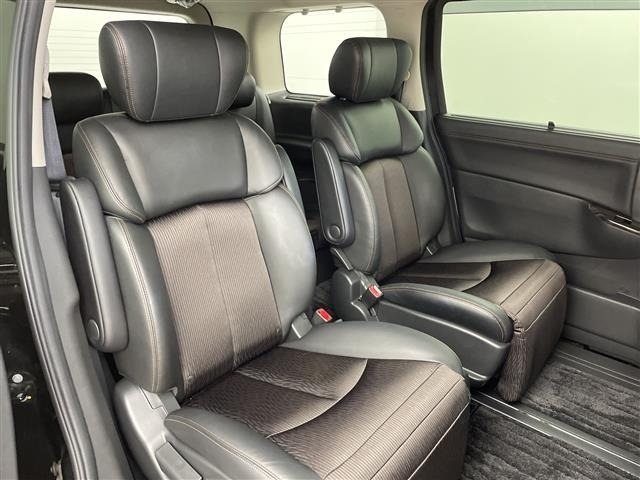 Nissan ELGRAND 2019 7044496-6