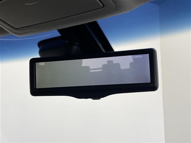 Nissan ELGRAND 2020 7044497-1