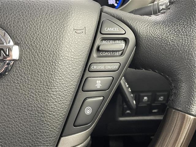 Nissan ELGRAND 2020 7044497-12