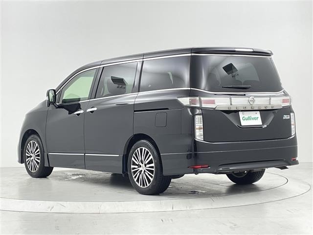 Nissan ELGRAND 2017 7044520-13