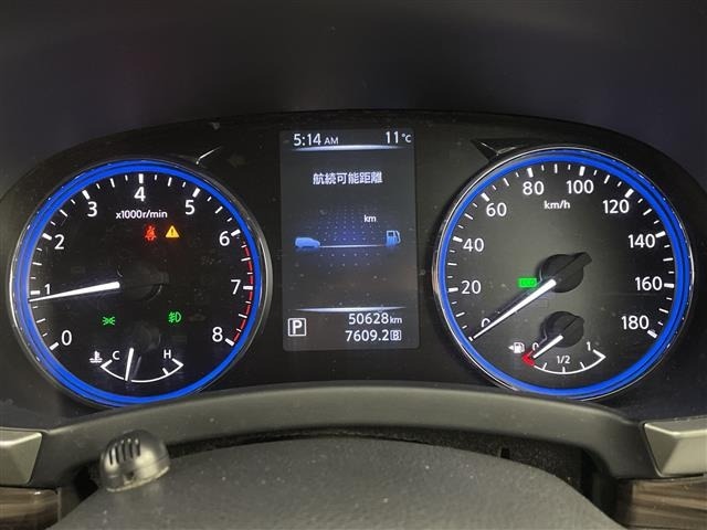 Nissan ELGRAND 2017 7044520-7