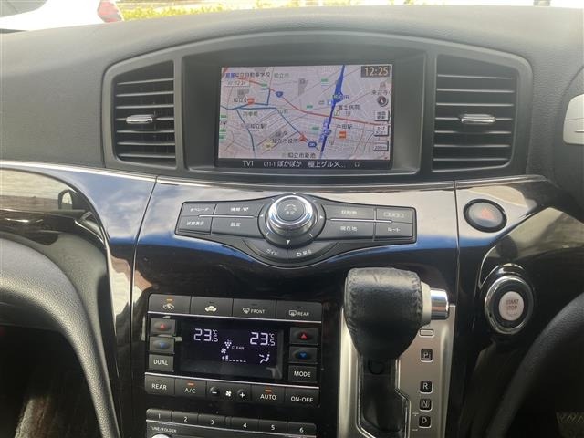 Nissan ELGRAND 2011 7044541-15