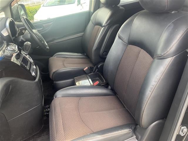 Nissan ELGRAND 2011 7044541-22