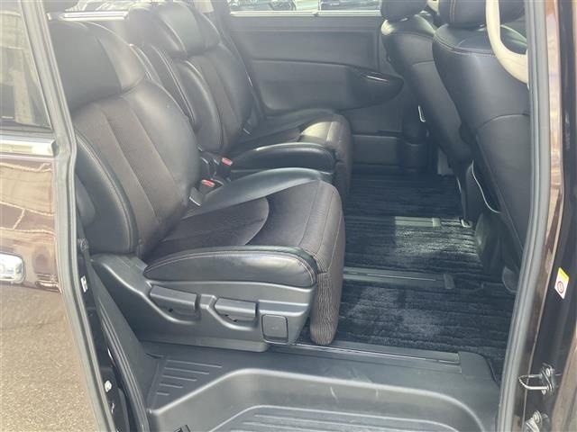 Nissan ELGRAND 2014 7044542-21