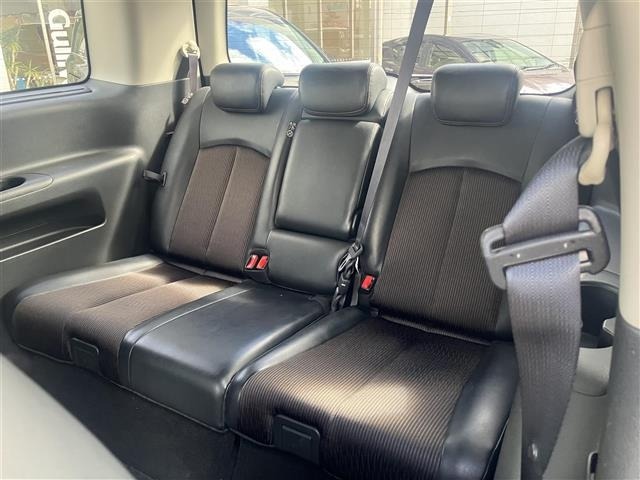 Nissan ELGRAND 2014 7044542-5
