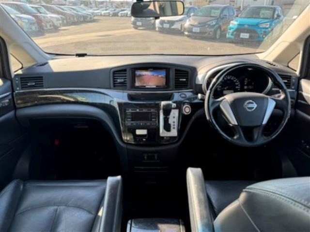 Nissan ELGRAND 2013 7044551-14