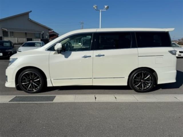 Nissan ELGRAND 2013 7044551-17