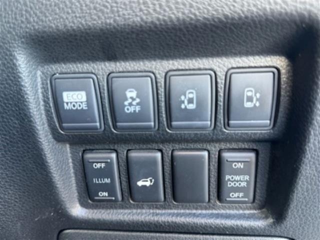 Nissan ELGRAND 2013 7044551-20