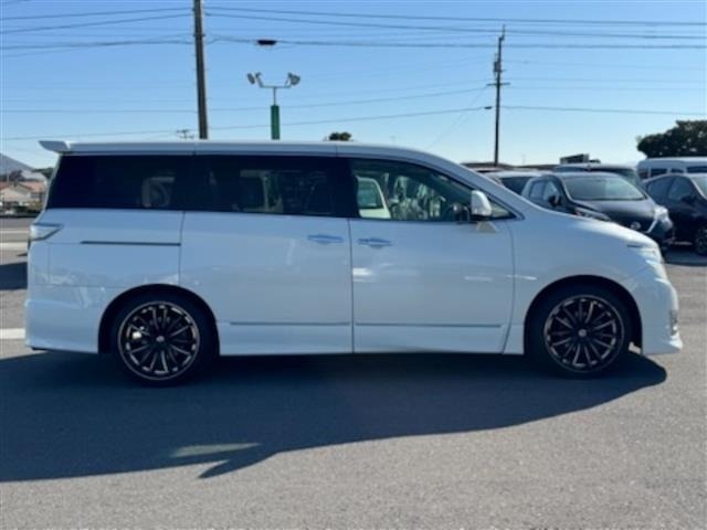 Nissan ELGRAND 2013 7044551-21