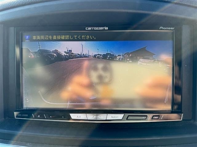 Nissan ELGRAND 2013 7044551-3