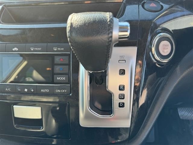 Nissan ELGRAND 2013 7044551-8