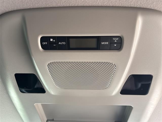 Nissan ELGRAND 2017 7044552-4
