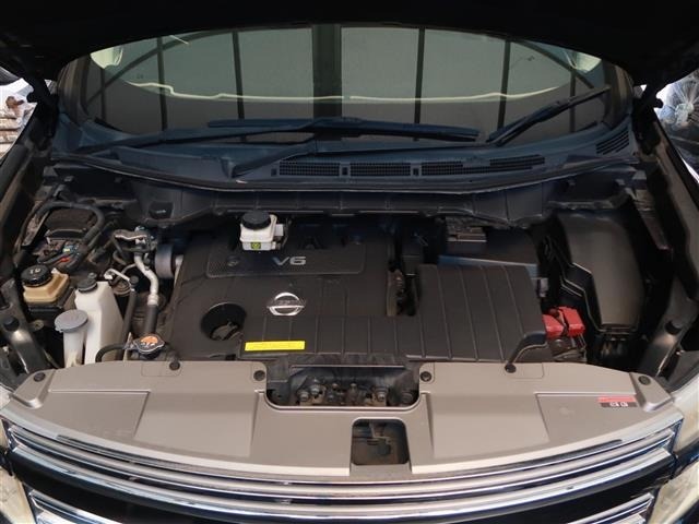 Nissan ELGRAND 2011 7044560-12