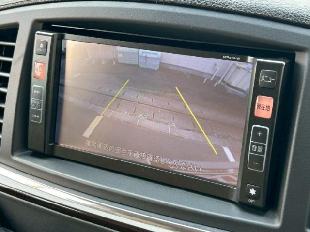 Nissan ELGRAND 2010 7044573-17