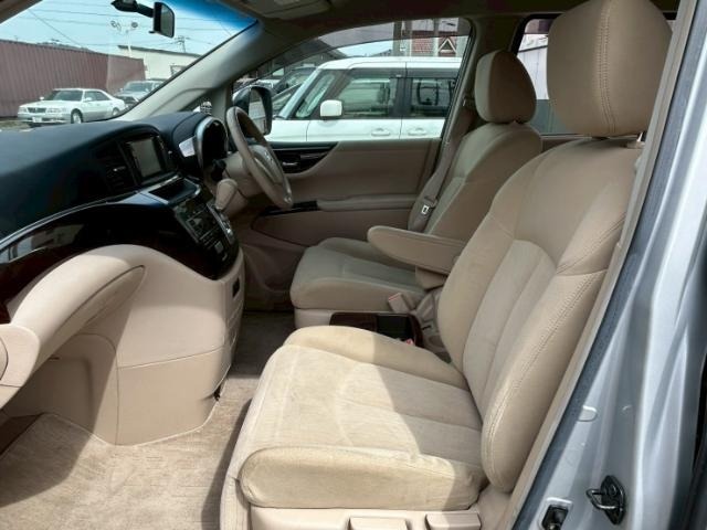 Nissan ELGRAND 2010 7044573-6