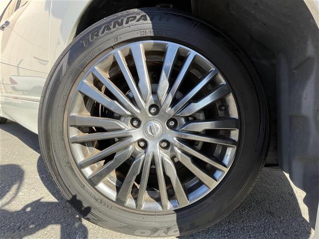 Nissan ELGRAND 2017 7044574-12