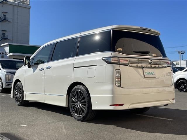 Nissan ELGRAND 2017 7044574-13