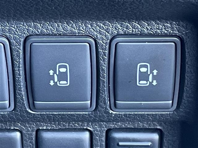 Nissan ELGRAND 2017 7044574-18