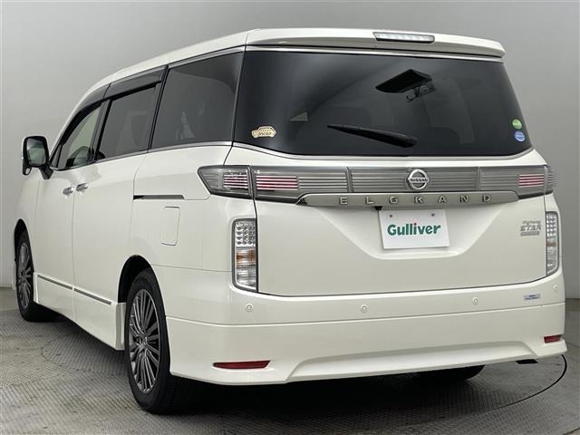 Nissan ELGRAND 2020 7044589-13