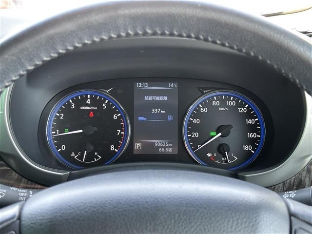 Nissan ELGRAND 2015 7044590-5