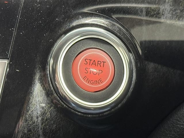 Nissan ELGRAND 2011 7044611-13