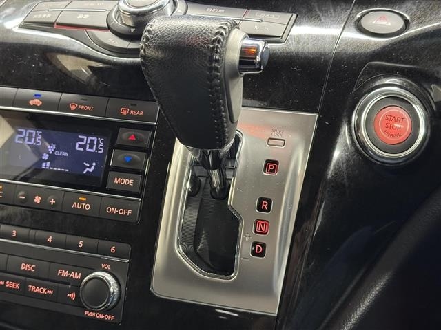 Nissan ELGRAND 2011 7044611-15