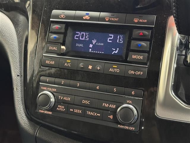 Nissan ELGRAND 2011 7044611-16
