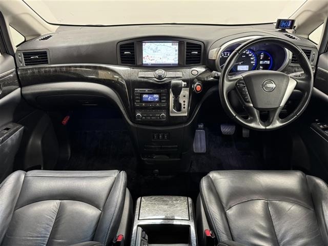 Nissan ELGRAND 2011 7044611-25
