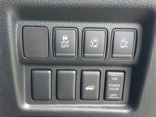 Nissan ELGRAND 2018 7044612-16
