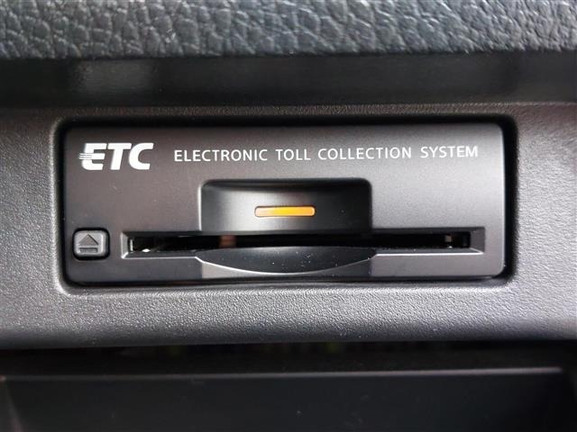 Nissan ELGRAND 2018 7044612-24