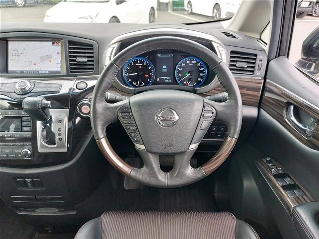 Nissan ELGRAND 2018 7044612-25