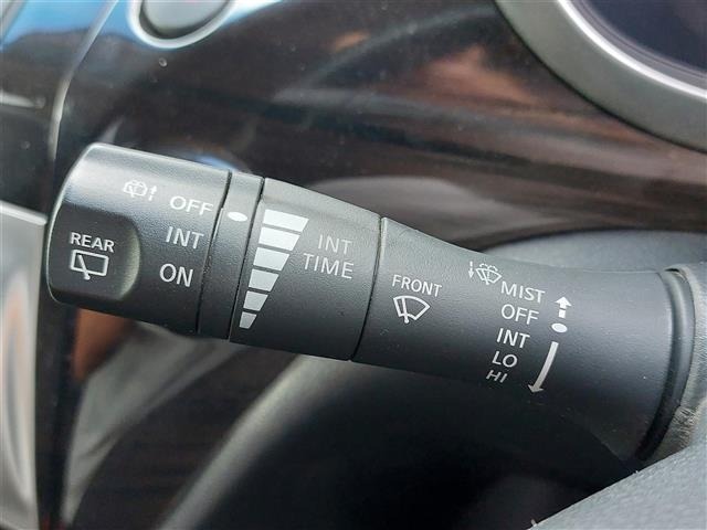Nissan ELGRAND 2018 7044612-27